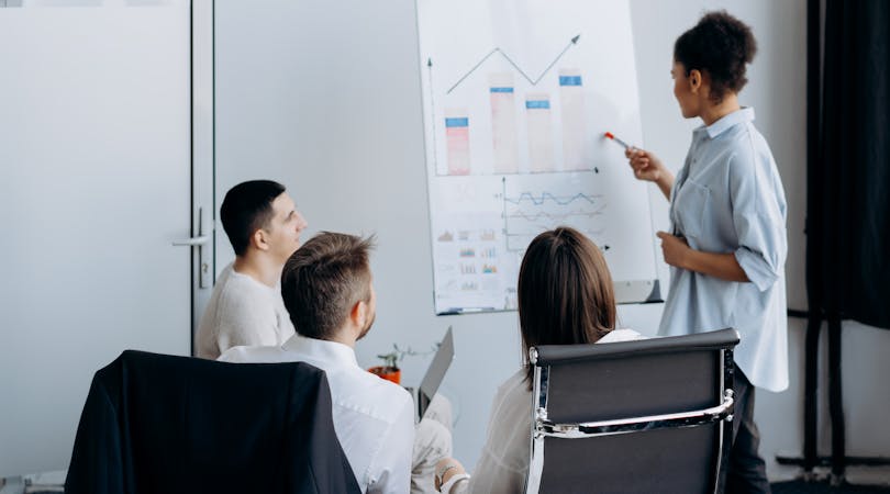 Más empleados puede significar pagar menos en el Impuesto sobre Sociedades
